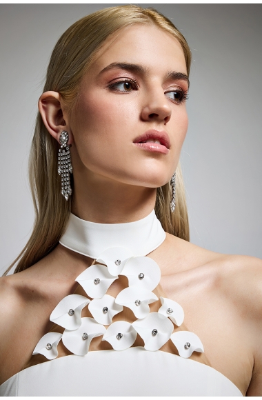 Twins Fantasy white dress with 3D flowers