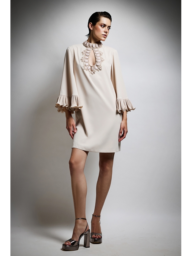 Twins Fantasy cream dress with sleeves
