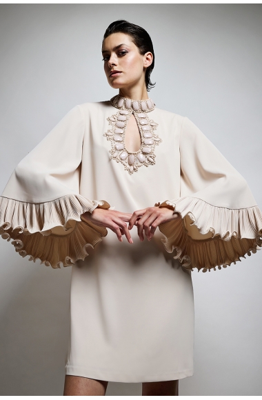 Twins Fantasy cream dress with sleeves