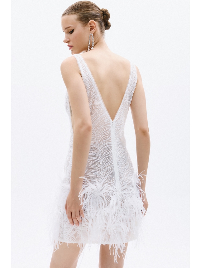 Allure Evening white mini dress with feathers