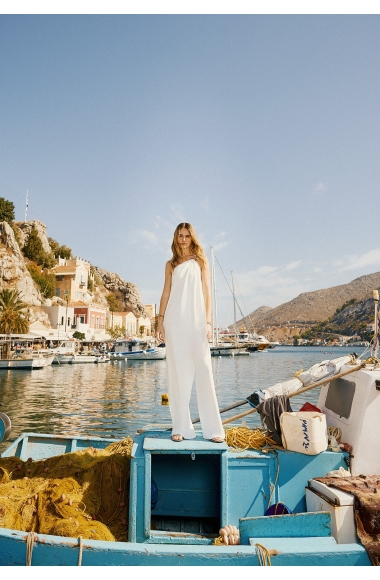 Twins Fantasy white top and trousers