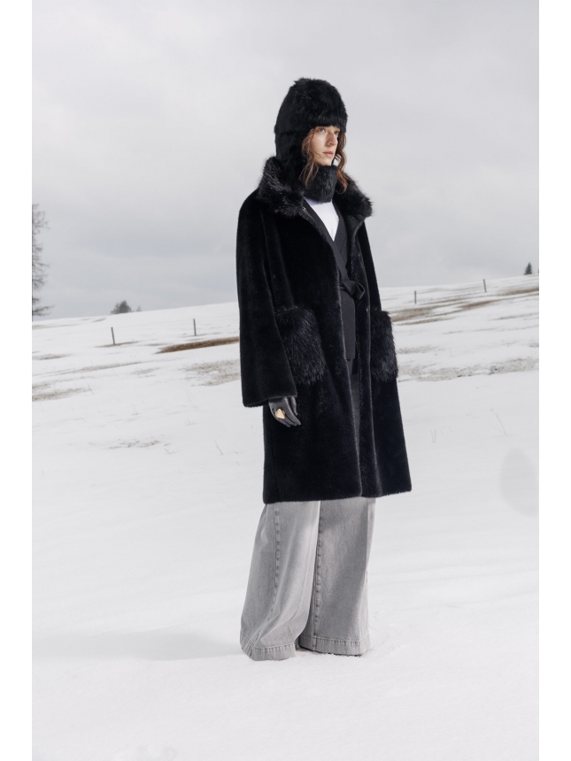 Diana Gallesi black fur coat 