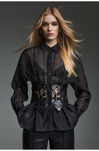 Twins Fantasy black shirt with lace